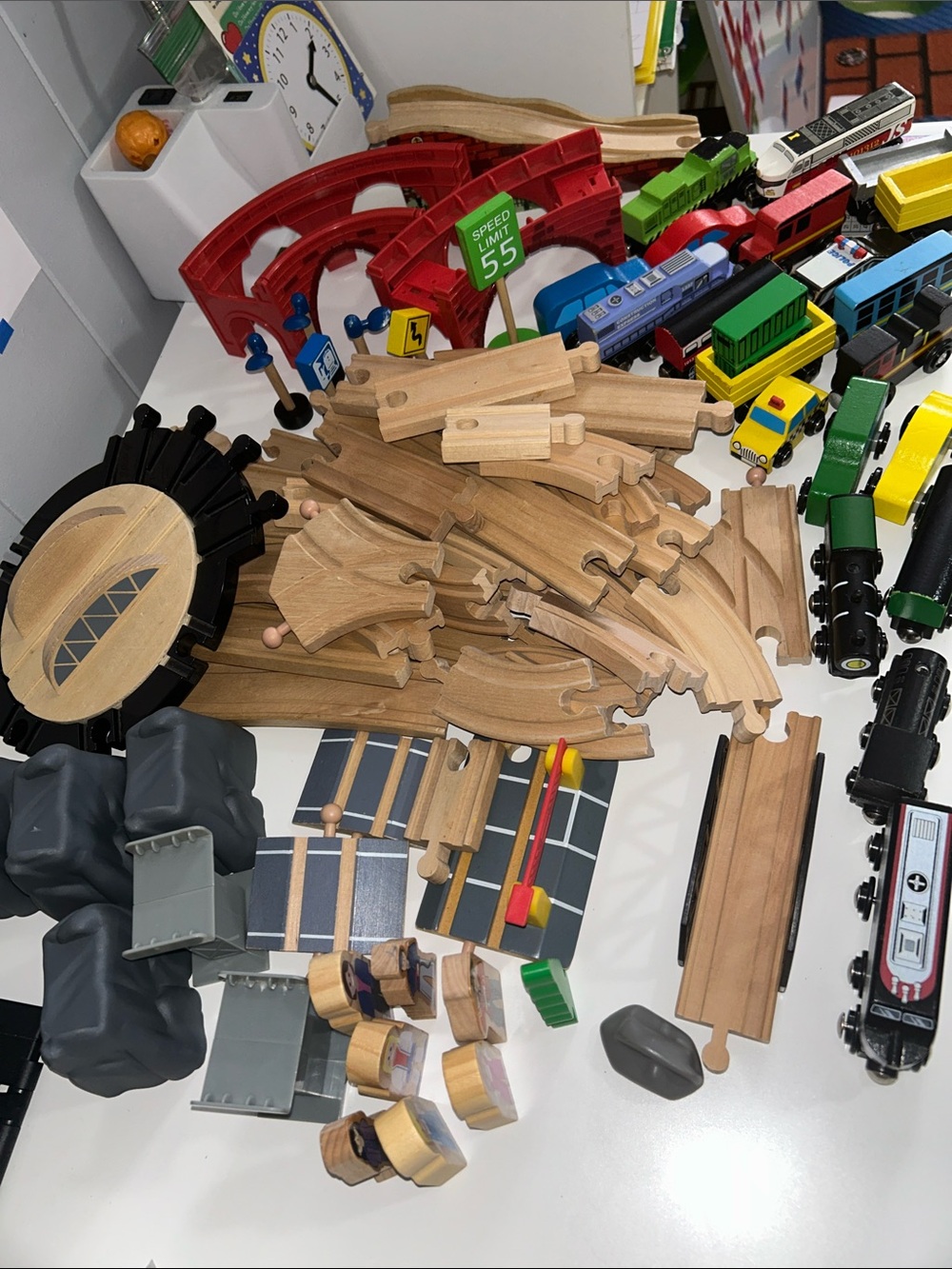 93 Piece Children’s Wooden Train Set Toy Bundle with Variety of Different Pieces